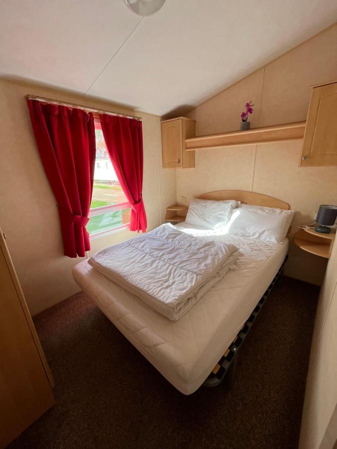 Dunlin 69 ~ California Cliffs Otel Great Yarmouth Dış mekan fotoğraf